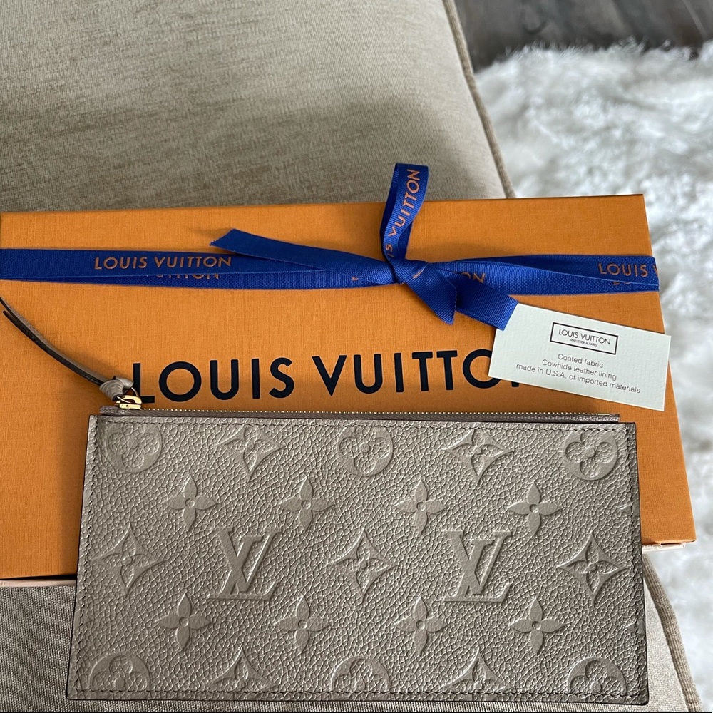 LouisVuitton Felicie Pochette Empreinte Zip Insert